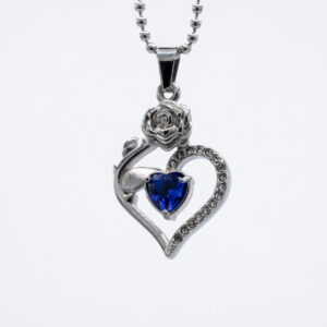 RVS Roos met hart en donkerblauw steentje